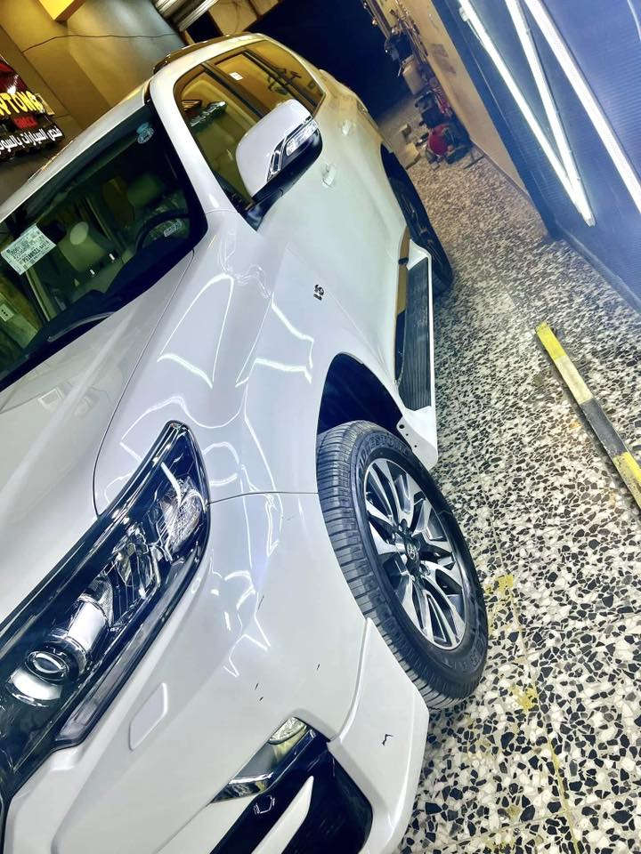 لسلام عليكم
تويوتا برادوا اسود  2023 VX  SAS  
ضمان شركه SAS العراق
‎سلايت وبصمه وتشغيل عن بعد 
‎لايت اسود وبخاخ لايت ولد نهاري 
شاشه وكامرا وهوك وحساس خلفي
تحكم جهتين ورساله ترحيب تويوتا 
ويل كب كروم حجم 19 
دشبول لكزز وايربك 6 كامل
مانع انزلاق ومانع انحدار ونظام الامان 
كشنات جلد وتبريد كهرباء الامامي 
مري شفط اصليه 
السياره جديده حيل ومكفوله 
السياره  ماشيه 58000 الف KM 
السعر 48500
***********
***********
