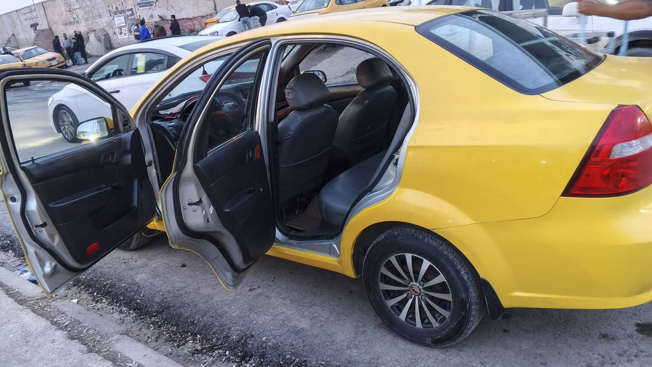 السلام عليكم.
افيو 2009 نينوى

السياره نظيفه مال رزق 

محرك كير شرط

رقم انكليزي جديد

 شرط التحويل. 

داخل لون اسود

داخلها نضيف 

بدون دواخل 

بيها دوائر و معجون خفيفه باب الخلفي يمين اقل من شبر

هزه بعد لحد شهر 5 

هيئه +غرامه صفر

مسجل شاشه 

السعر 60$ بيها مجال للطبين
***********
