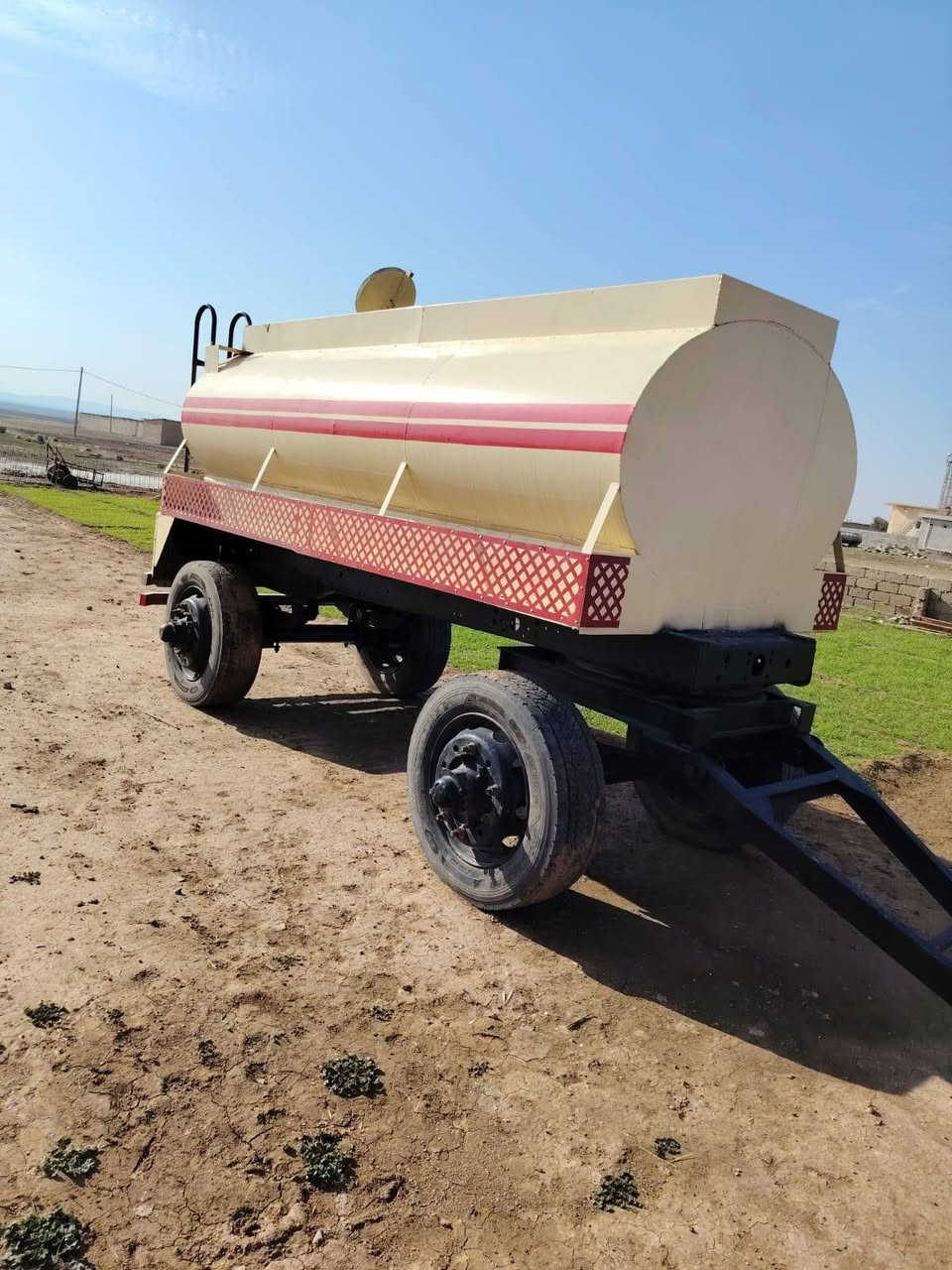 حدادة محمد حسين الربيعي 
لعمل المقاطير و العرباين والخزانات الكبيرة و الصغيرة والزراعة
الموصل/صناعة وادي عگاب/سايدين ربيعة 
***********واتساب
***********واتساب
