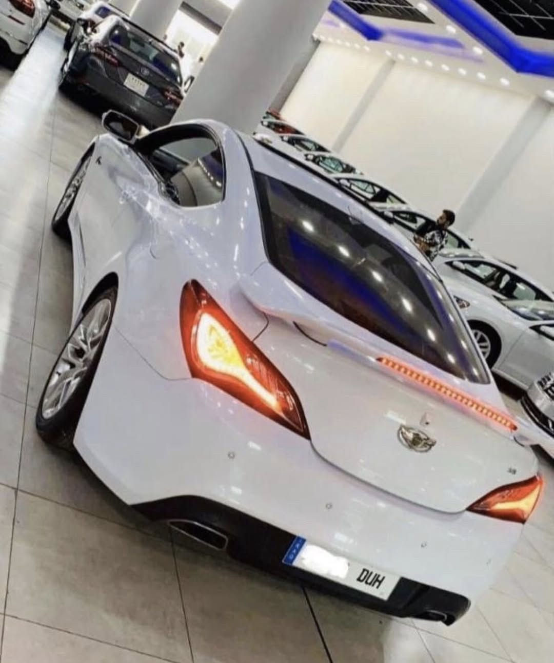 السلام عليكم
جنسس كوبي ٢٠١٥ للبيع
بدون حادث
محرك ٣٨٠٠
فول مواصفات
السعر ١١٥ 
***********
