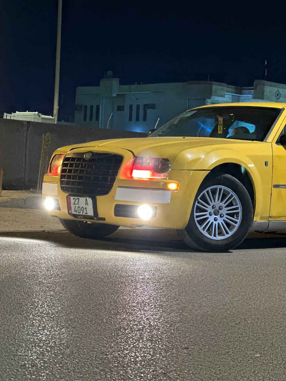 السلام عليكم كرايسلر أوباما 2010 السياره كلين داخله للعراق وجاهزه من  كلشي تبريد حداديه تخم تاير گير كله جديد السياره بأسمي مكان السياره ناصريه رفاعي ***********
