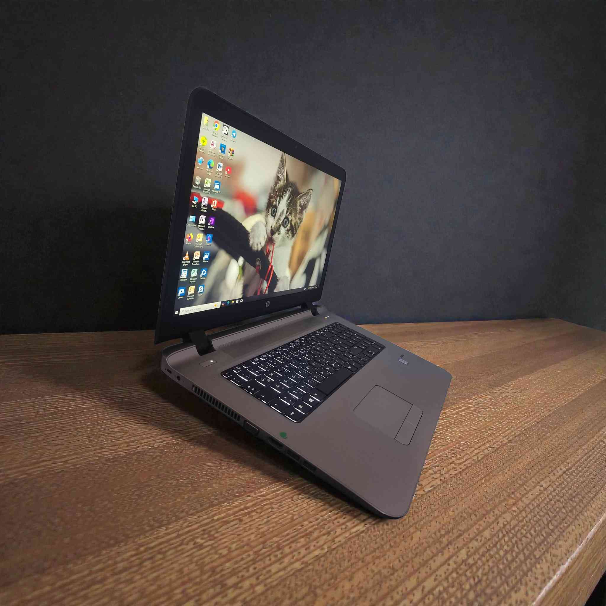 أي شخص يريد لابتوب عملي وبسعر اقتصادي
ننصحه مباشرةً بهذا الموديل 👇
HP ProBook 470 G3
المواصفات:
المعالج: Core i7 الجيل السادس
الرام: 8GB
الهارد: 256GB SSD (سريع بالعمل)
حجم الشاشة: 17.3 إنج
الكيبورد: عربي / إنكليزي
كرت الشاشة الداخلي: Intel 4GB
كرت الشاشة الخارجي: AMD Radeon R7 340 – 2GB
البطارية: من ساعة إلى 3 ساعات
النظافة: مرتبة
الضمان:
ضمان شامل هاردوير + سوفتوير لمدة 14 يوم
استبدال فوري في حال وجود أي عطل
حق الفحص أمام المندوب للتأكد من المواصفات والنظافة
يعني تاخذه مرتاح وضمانك يبقى وياك ✅
📞 راسلونا الآن: ***********
📍 العنوان: بغداد – الأمين الثانية – شارع النواب
بلّش تعلّم مهاراتك وي أول لابتوب إلك
قبل لا العالم يستغني عنك! 🔥💻
