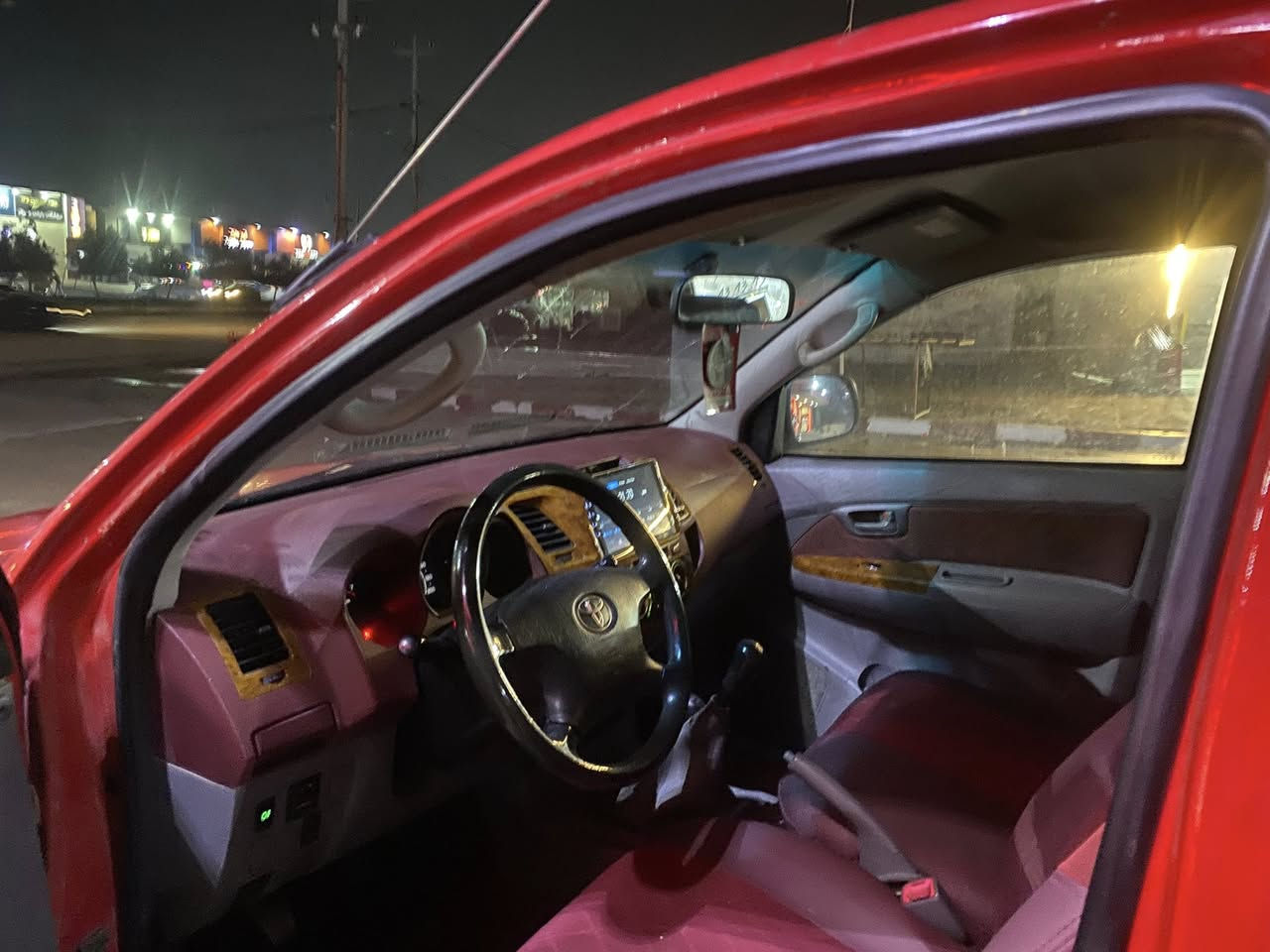 مەرزیە 2010بۆفرۆشتن سەیارەکی زۆر جوانە جێ جێی سبوخە بەسبوخ عام دەیفرۆشین پشتو پێش کەپس چوارتایەو ویلی تازە تازەی بۆبەستراوە رەقەموژینگەی تازەخڵاس بوە کامل کەمەلیاتە ماشالله ی دەوێ مەکینەی نەکراوەتەوە گیرو مەکینەو تەپریتو تەقەو رەقەی بەشەرت ماڵی دۆستە رەقەم *********** هەولێر
