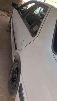 ابيض • ٢٠١٧ • مكفول عام