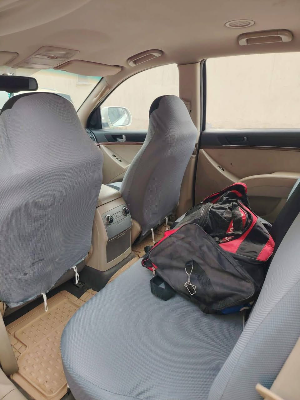 سلام عليكم فري كروز موديل ٢٠٠٨ محرك ٦سلندر أربيل بحاله جيده بيهه بس بارد السعر ١٢٠ وبيهه مجال العنوان ديوانيه ت***********
