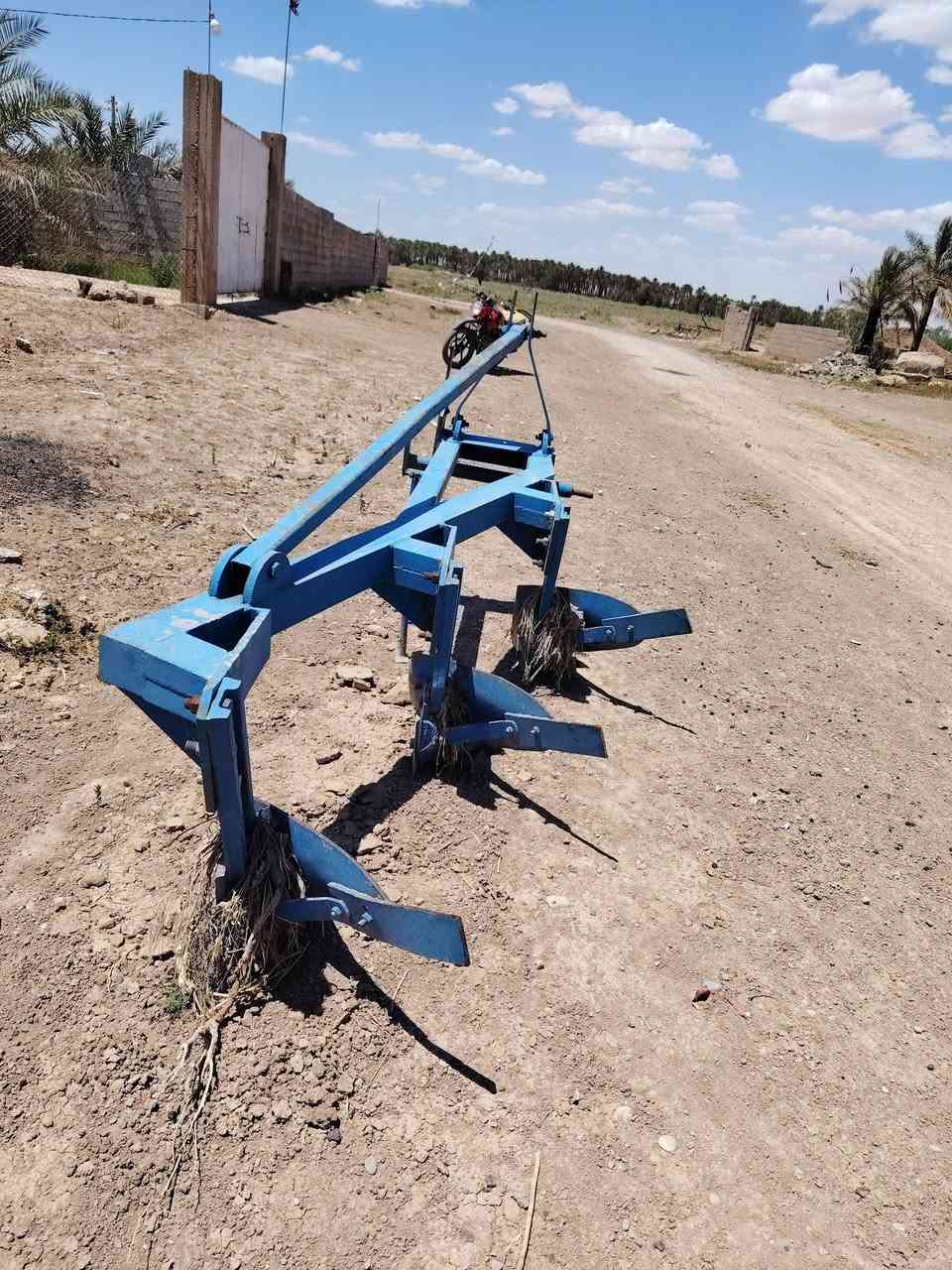 سلام عليكم اخوان فدان للببع مكان ديالى 
***********
***********
