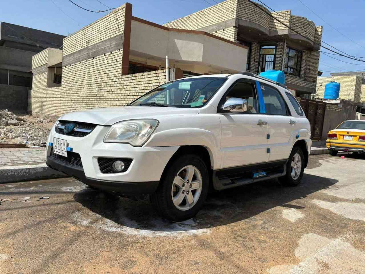 سلام عليكم شباب
البييع كيا سبورتج موديل ٢٠٠٩
 مكينه ٢٠٠٠ 
رقم بغداد سنويه بسمي تحويل ثاني يوم مباشر تحويل مشروع وطني  
وارد خليجي داخل البطن بيجي تبريد شغال فتحه بل قماره تخم تايرات جدد باتري جديد ماشيه ١٣١حقيقي مكاني بغداد مدينه الصدر 
سعر ١٣٥ ورقه وبيه مجال البييع حك جيه مجال 
رقم هاتف ***********

 شباب فقط بيييع 
بدون مراوس
