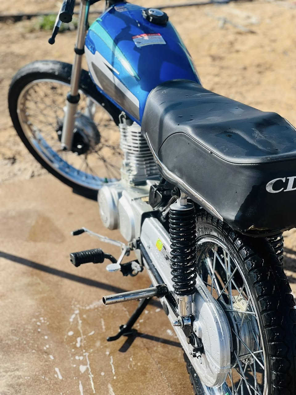 السلام عليكم دراجه نامه  شلامجه مكينه رابدو 7احروف ما مفتوح كلك كلك للبيع السعر 500وبيه مجال بصيط خاص مفتوح


**إذا كنت صاحب هذا الإعلان وتريد حذفه لأي سبب، رجاءا أرسل رسالة إلى الدعم الفني**