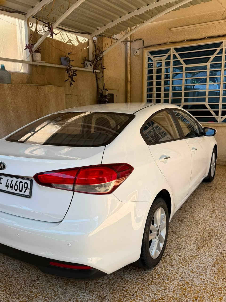 سيراتو 2018 وارد خليجي بدون صبغ 
كشنات جلد / بصمه / تحكم ستيرن / مري شفط / اشاير بالمري / حساسات خلفيه / شاشه كبيره / ويل كب اصلي 
*********** 
السعر (125)
