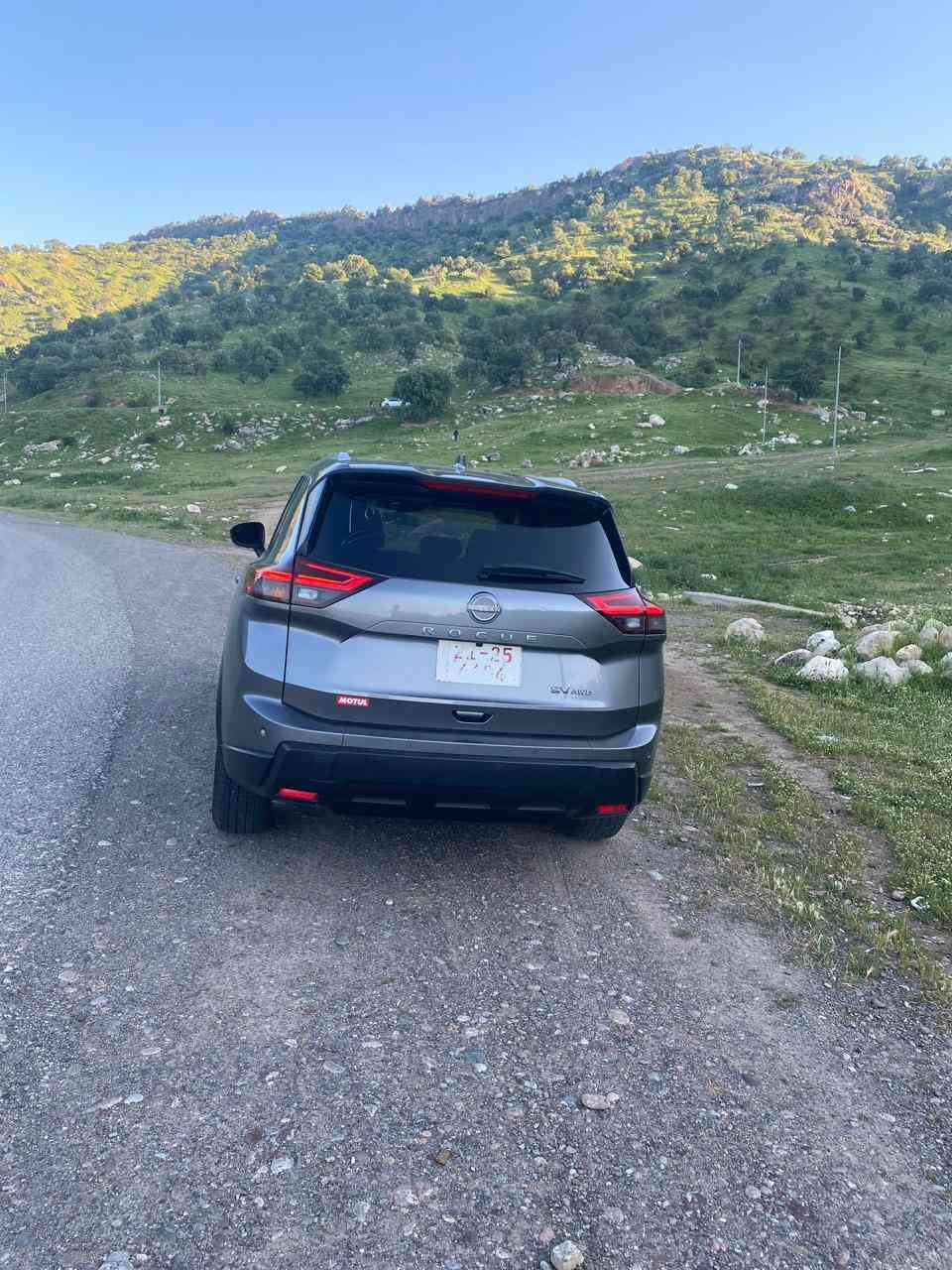 نیسان ڕۆگی 2024 sv awd 
پانۆراما و سڵاید ، کامێرا ، حاسە ، حەساس ،  بەسمە ،  شەغال ،  جام و ئاوێنەو سندوق کارەبایی ، ڕادار ، بلاجیکتۆر ، ئاوێنە ڕادار ، دیاری کردنی خێرایی ، خەتی جادە ،‌ یاریدەدەری برێک پێشو دواوە ، ڕادار کوشن کارەبایی ، 6 پەڕەشوت ، دەبڵ ئەکسڵ و پێنج مۆد لێخوڕین کوشن و سوکان هیتەر ئەپڵ کار پلەی کۆمەڵێک مواسەفاتی تر
سەیارەکە ڕۆن و تایەی تازەیەو بێ کێشەو توندو تۆڵە.
دوو پارچەی بۆیاخە چەمەلەخ و بۆنید بێ ناو گرتن
نرخی 158 گەڵاو مەعامەلە 
Viber+ whats app *********** السليمانية, العراق
