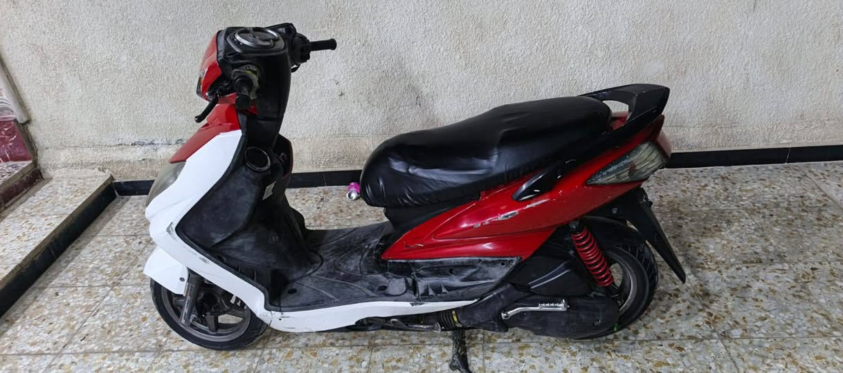 سلام عليكم دراجه سكنس فحل نوزل دراجه نضيفه وحلوه وصوته كلش ناعم بغداد البياع شرطه الخامسه الاستفسار عله هاذه الرقم ***********.
