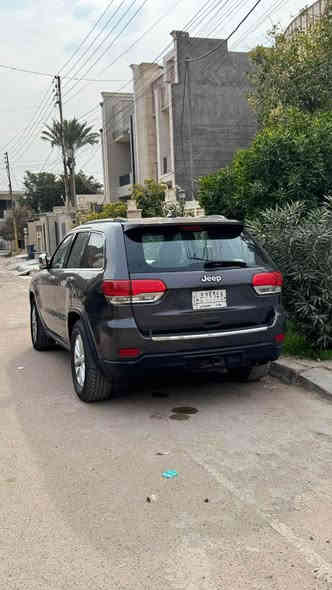 السلام وعليكم جيب موديل 2015
السياره حادثها موضح بل صور
اني صابغها عام السياره عندي من ال 2016   مسويلها ادامه كامله 
ماشيه 111الف 
السعر 158 وبيها مجال قليل
بغداد الغزاليه
‏0️⃣7️⃣7️⃣1️⃣6️⃣2️⃣3️⃣4️⃣7️⃣5️⃣5️⃣ بغداد
