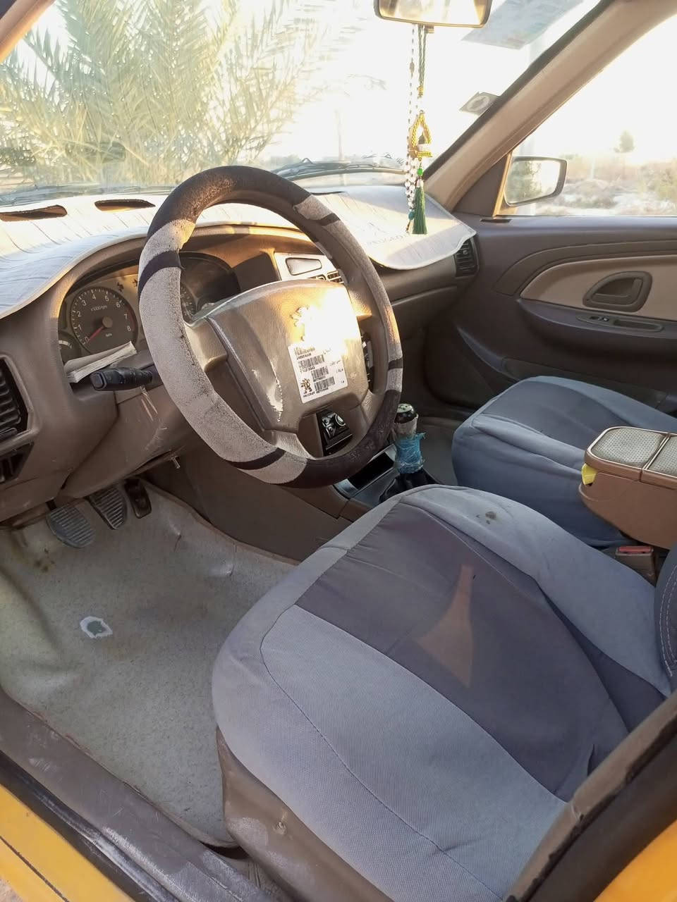 سلام عليكم.
بيجو لميس. موديل. 16.

 1  السيارهه كفاله عامه من ضربه او صبغ كلها بلاديه

2. محرك او كيرر خيرر من الله. لا تنقيص ولا تبخير 

3. تبريدد ثلج. دوشمه جديدهه. 

4.تخم تايرر جديد بيهاا. او مناقصهاا اي شي. كبل لشارع

5. رقام نكليزيه رقم واسط تحويل مباشرر. 

6. مكان واسط كوت.  انيي مكلف بنشرر 

‏‪***********‬‏ للتواصل.
