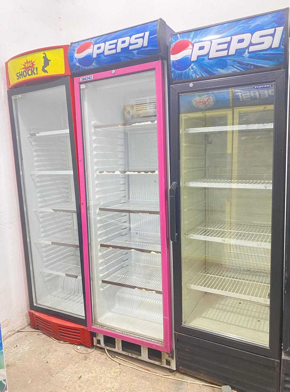 برادات للبيع نضيفات كلش نوعيته ايكور تركي اصلي سعر الوحده ٢٧٥ بيه مجال مكاني بغداد حسينيه الراشديه شراي
*********** متوفر واتساب
