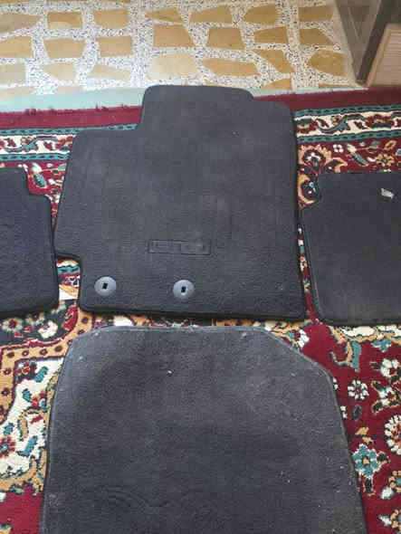 ارضيات كيا ريو اصليات شرط مامستعملين 2021
25 الف 
***********
