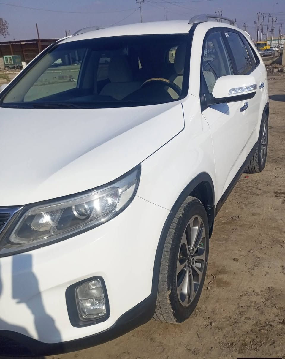 السلام عليكم 
سورنتو خليجي ستة سلندر
 صبغ عام  متجاية قليل  رقم اربيل دولي الهزة نافذة سنوية 
لحد 28 فول مواصفات فقط بدون فتحة محرك وكير مكفولات شواصي مكفولات حدادية امامي خلفي صار يومين
 السعر 123 وبيه مجال العنوان الناصريه 
الاستفسار 
‏‪***********‬‏
وافق استاذنا الفاضل جزاك الله خيراً
