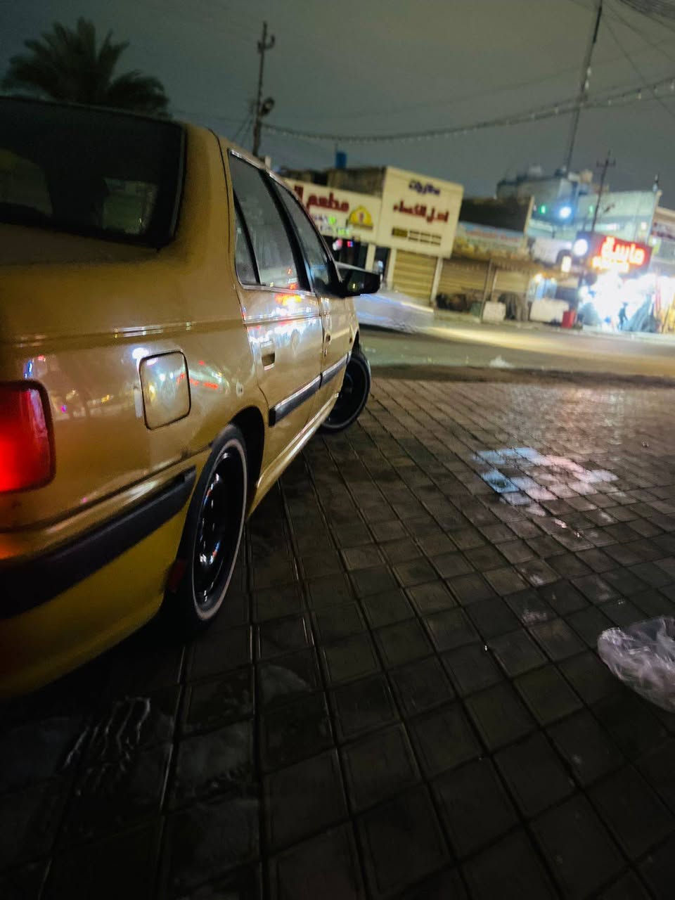 سلام عليكم بيجو بارص موديل 2012 للبيع السياره خير من الله لاضربه ولا صبغ كير ومكينه خير من الله سياره ماناقصها شي فقط مشط ستيرن مكان السياره بغداد الدوره للتصال *********** سعر 35وبيها مجال قليل
