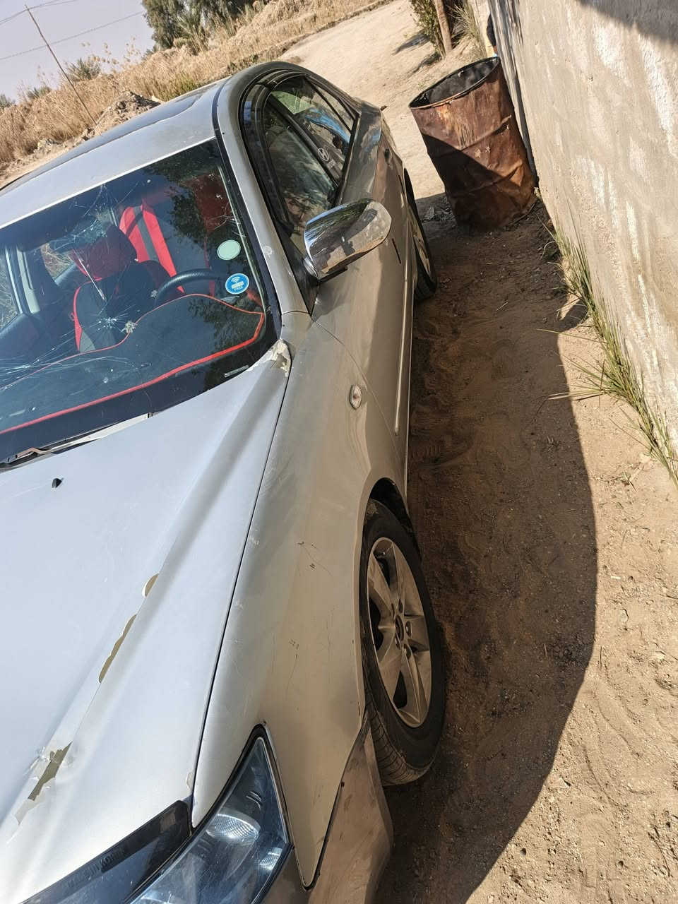 السلام عليكم سوناتا للبيع موديل 2007 وارد امريكي سياره حداديه مكينه2400 واكير. مكفولات. الاستفسار ***********
*********** واسط نعمانيه
