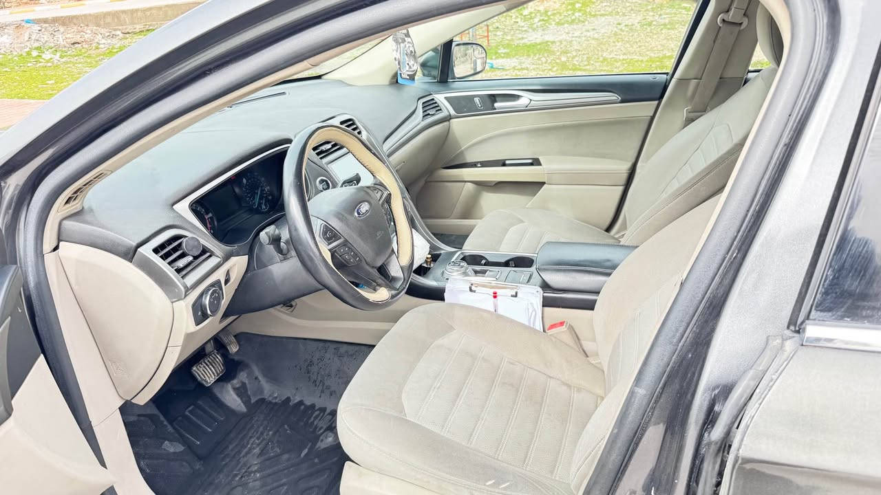 فۆرد ڤیوژن مۆدێل 2017
مەکینە 2.5 مەرغوب
چوارپارچەی هەیە 
نرخ 102 گەلا
ژ.م *********** Singapore
