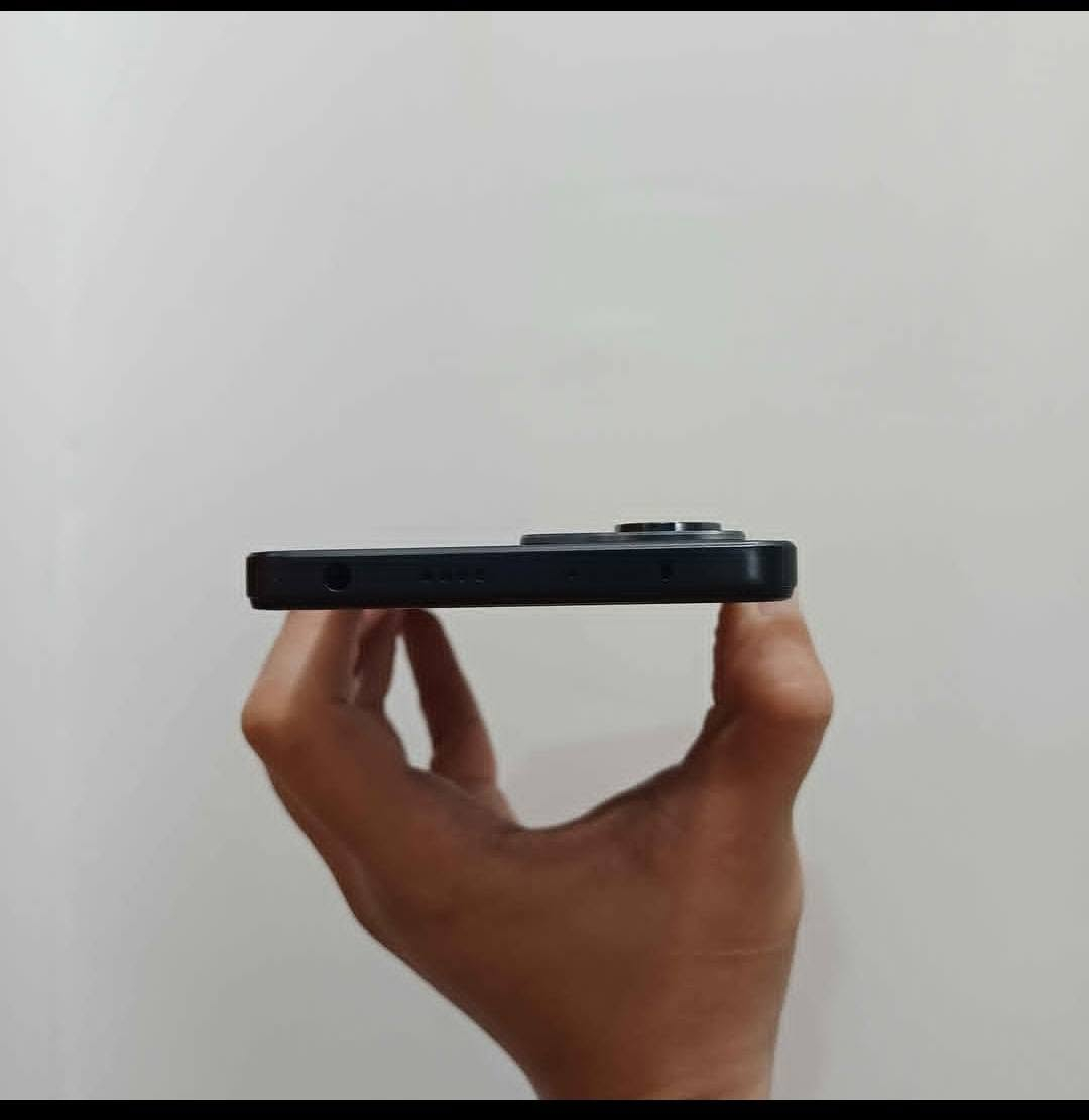 بوكو 𓂀X5 5g

            ذاكرة 𓂀256  
    
                كامل ملحقات 𓂀
        
                              السعر 230  𓂀


**إذا كنت صاحب هذا الإعلان وتريد حذفه لأي سبب، رجاءا أرسل رسالة إلى الدعم الفني**