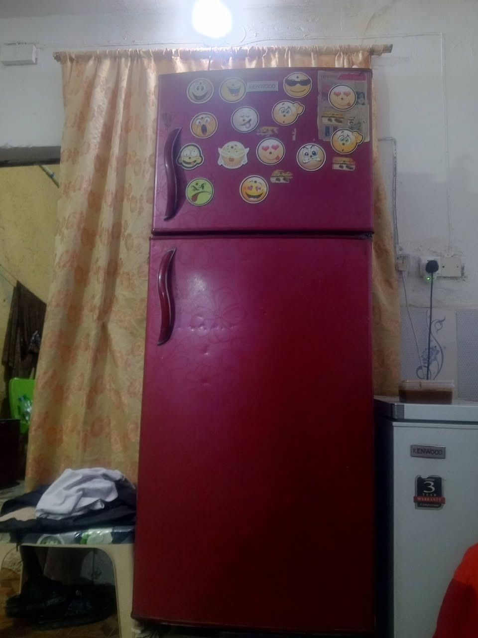 سلام عليكم عندي غراض للبيع 
1.ثلاجه فول تجميد نيضفه 175
2.غساله الحافض اوتماتيك 150
3.سنك متر ولملحق متر ونص 70
4.صوبة كهربائية 4 شموع كله شغاله 50
عنواني الشعلة قطاع 6
الشراي يتصل اوو واتساب ***********
