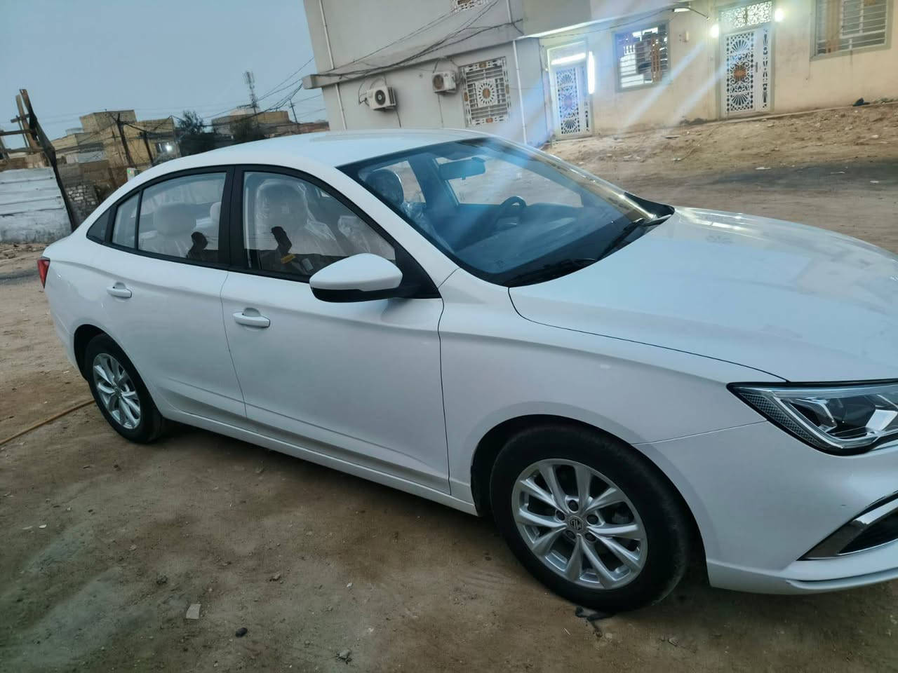 سلام عليكم سيارة امجي فايف مديل 24 مكلف بلنشر ماقبل خاص رجان السياره زيور ضمان ست سنوات تخم تاير تبريد ثلج محرك 1500 تنفس طبيعي سيارة كفاله عامه من كلشي العلوان نجف حي الميلاد
***********
