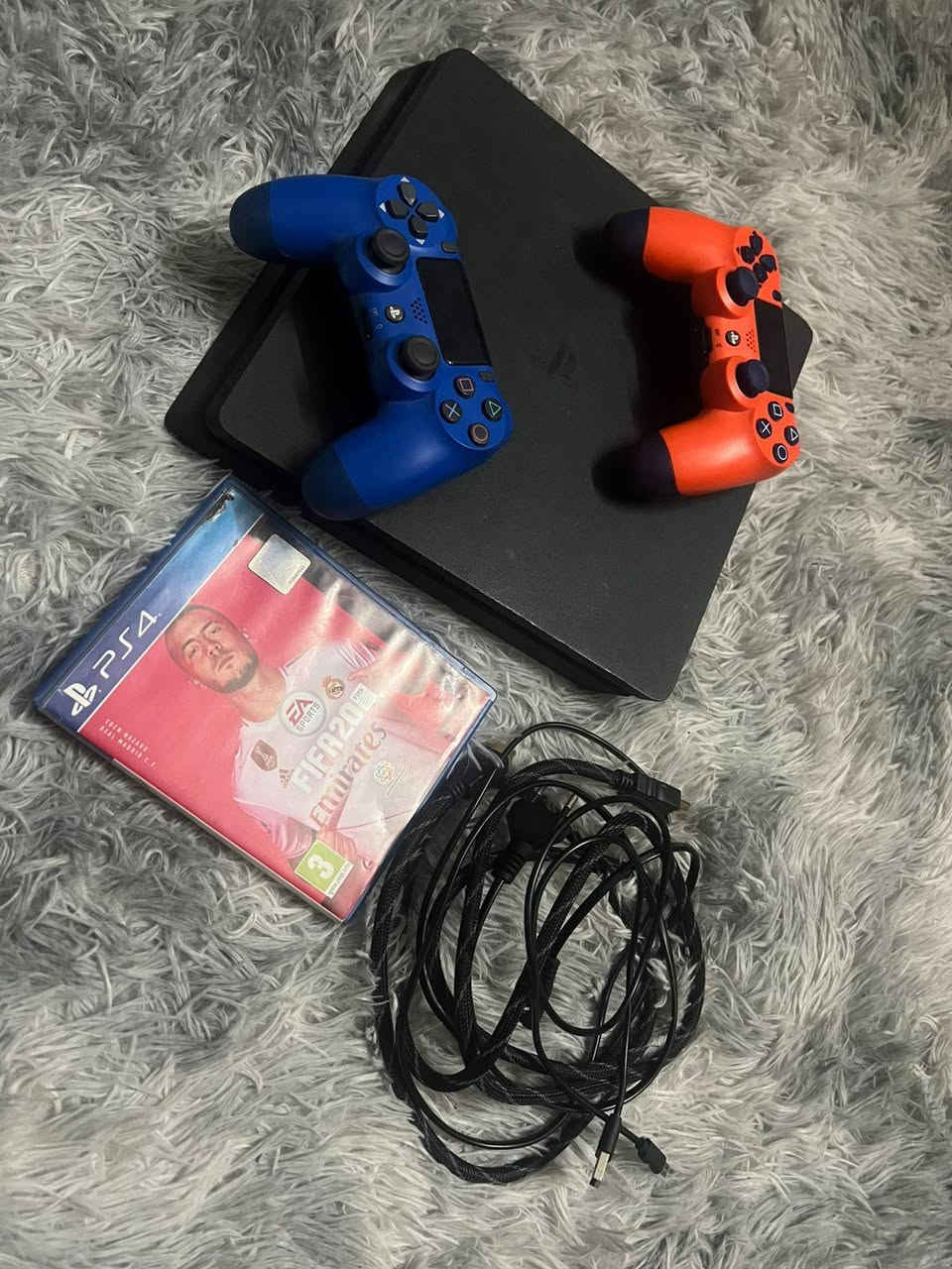 السلام عليكم بلي 4 للبيع الذاكره 500 اونلاين الجهاز جديد استعمال قليل السعر ٢٥٠ بي مجال بسيط *********** العنوان بغداد جميله
