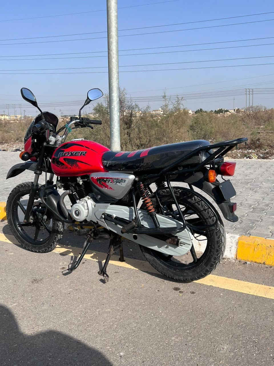 السلام عليكم دراجة بوكسر هندي موديل 22للبيع المكان واسط قضاء الحي تفاصيل أكثر اتصل ***********
