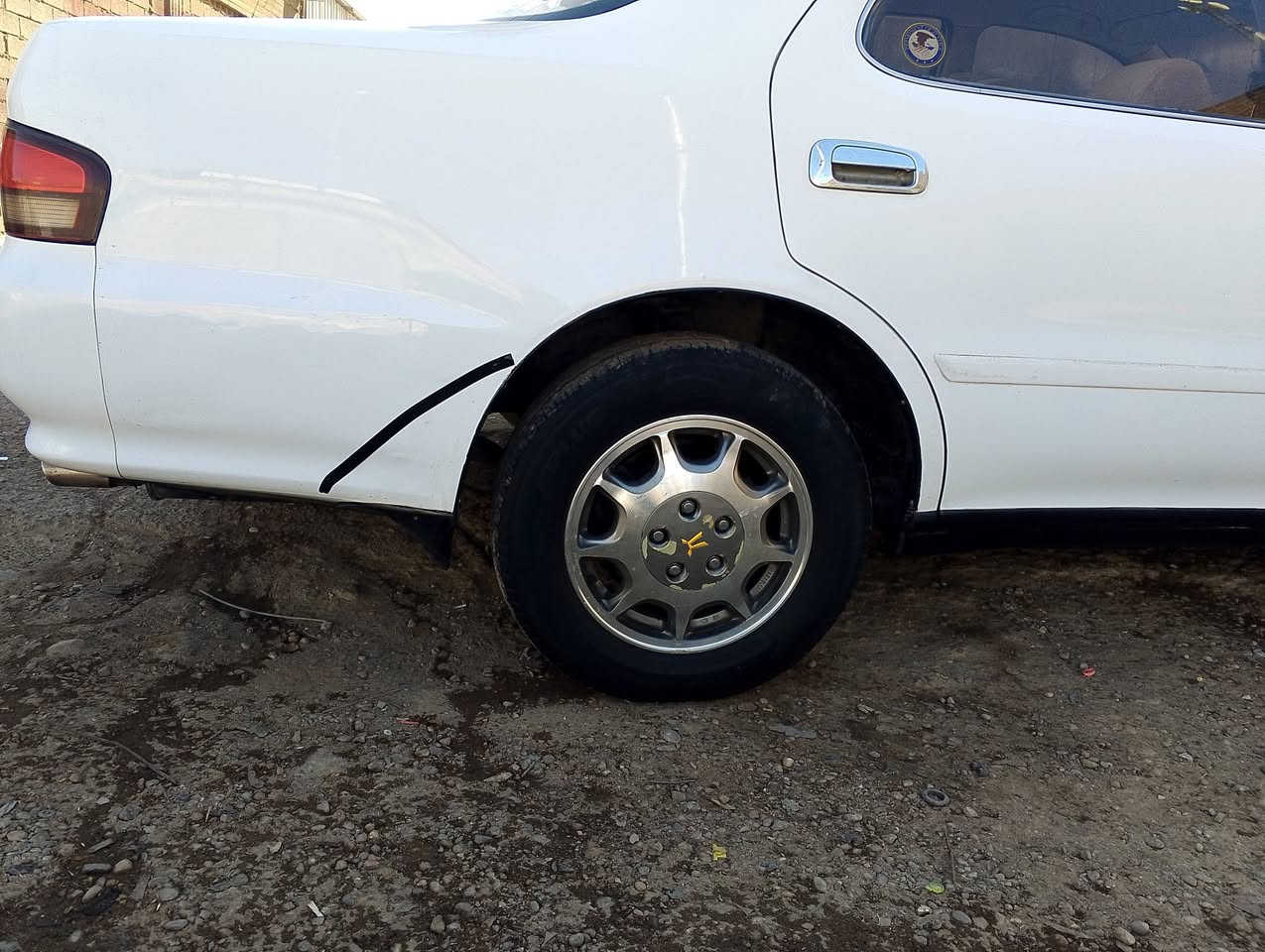 كرستا لون ابيض موديل 92بسمي سنويه ل 29ديالى مشروع وطني رقم انكليزي هزه جديده تحويل ثاني يوم كير ومحرك 2500تبريد تدفئه حداديه اماميه وخلفيه جديده كهربائيات كلها شغاله  طخم تاير جديد سياره جديده بمعنى الكلمة كفاله من الكصه والنقل الجثه والضربه والصبغ فقط بس المأشر عليه كفاله من السستم قطره خياس ما بيها ولا معمره من الخياس السعر 90ورقه وبيها مجال حك الجيه جماعته ل 80لحد يخابرني رحمه الوالديكم العنوان  ميسان قضاء المجر الكبير ***********لي يشوفها غاليه عليه يدعيلنه بل الرزق
