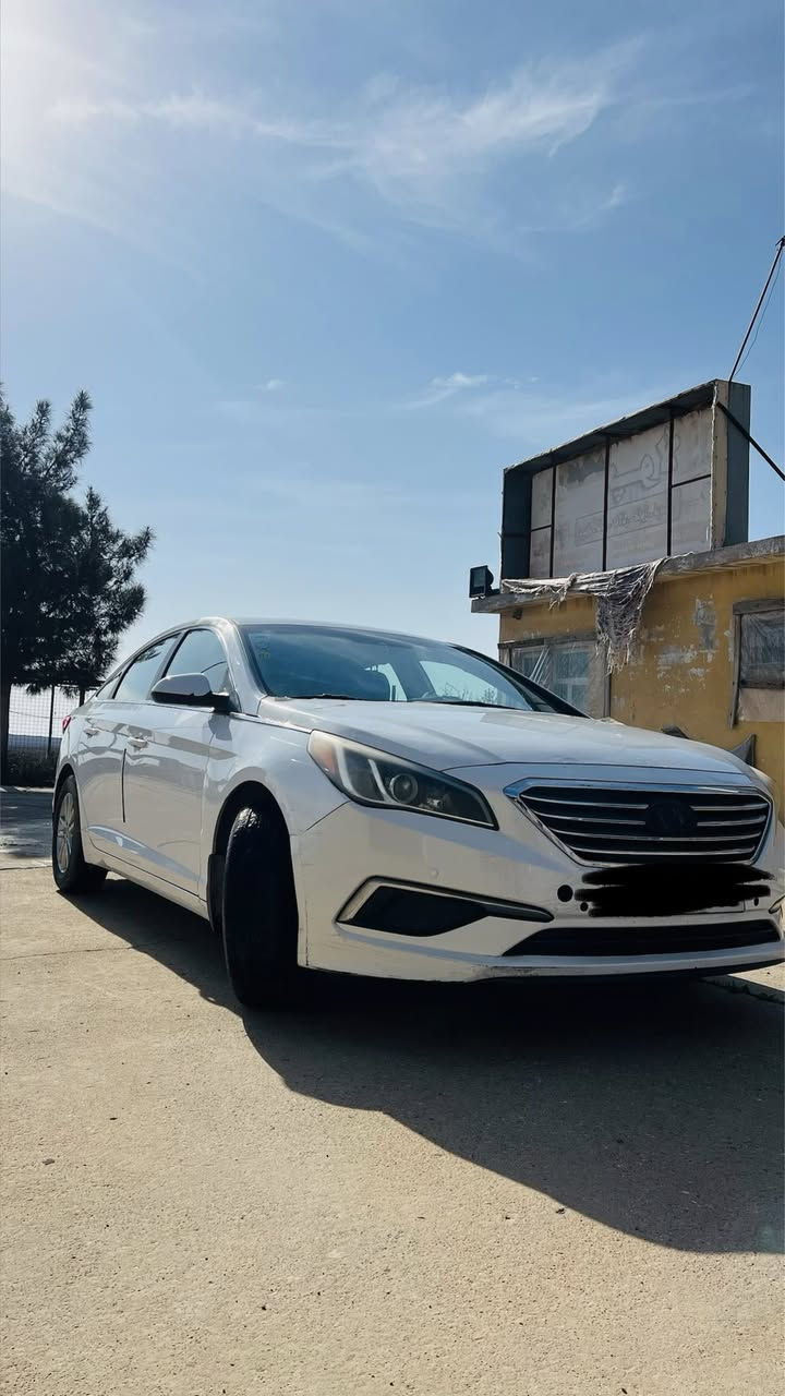 سلام عليكم للبيع سوناتا امريكي  محرك  جي دي اي 2017 قطعة صبغ بدون ضربا بدون دواخل بدون ايرباك  بدون شاصي كير محرك بشرط رقم جديد سنوي منتهي تحويل بشرط سعرا 118 وبيها مجال رقم *********** واتس فقط
