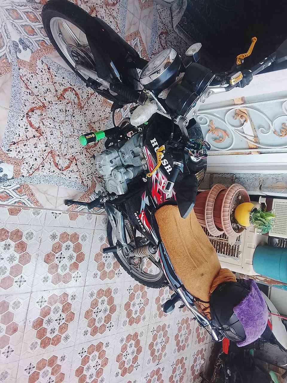 سلام عليكم اخوان هيوشه للبيع موديل 2017 مكمركه متفوع كمرك الله شاهد كفرات كله جديد محرك شرط ذا مفتوح ترجع حته طبكت لكلجات ما مفتوحه ذا مفتوح برغي بل محرك كله ترجع معدل ماله 120اله140تطلع بيه ذا ما عجبتك ترجع شرط حته رجع مو قويه بيه ذا مو نعومه بل معدل مرجوع وخذه وين ما عجبك تفحص ذا مفتوح بيه شي الله يشهد بعده عله وضع شركه كله بس جنت تاركه وكبريتر بدلته شاير تخم مازده بدلته لبلديه دشبول لبلادي يدت لكلج ويدت عمبار جديد رياضيات وشتريد آني حضر الله يرزق جميع مكاني رماد يم كورنيش تميم سعر 850 رقمي بي وتساب*********** لن ما تواجد عله مزنجر قليل
