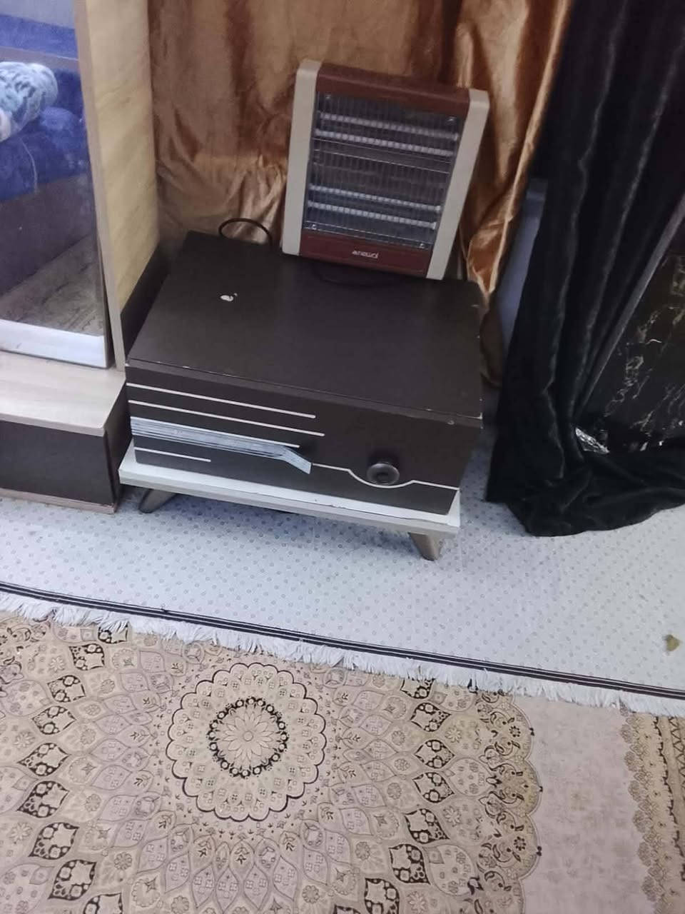 غرف  نوم  مع الدوشك.    عداد ٢ الواحده  على ٣٠٠ وبي مجال  المكان اربيل لتواصل خاص .......


**إذا كنت صاحب هذا الإعلان وتريد حذفه لأي سبب، رجاءا أرسل رسالة إلى الدعم الفني**