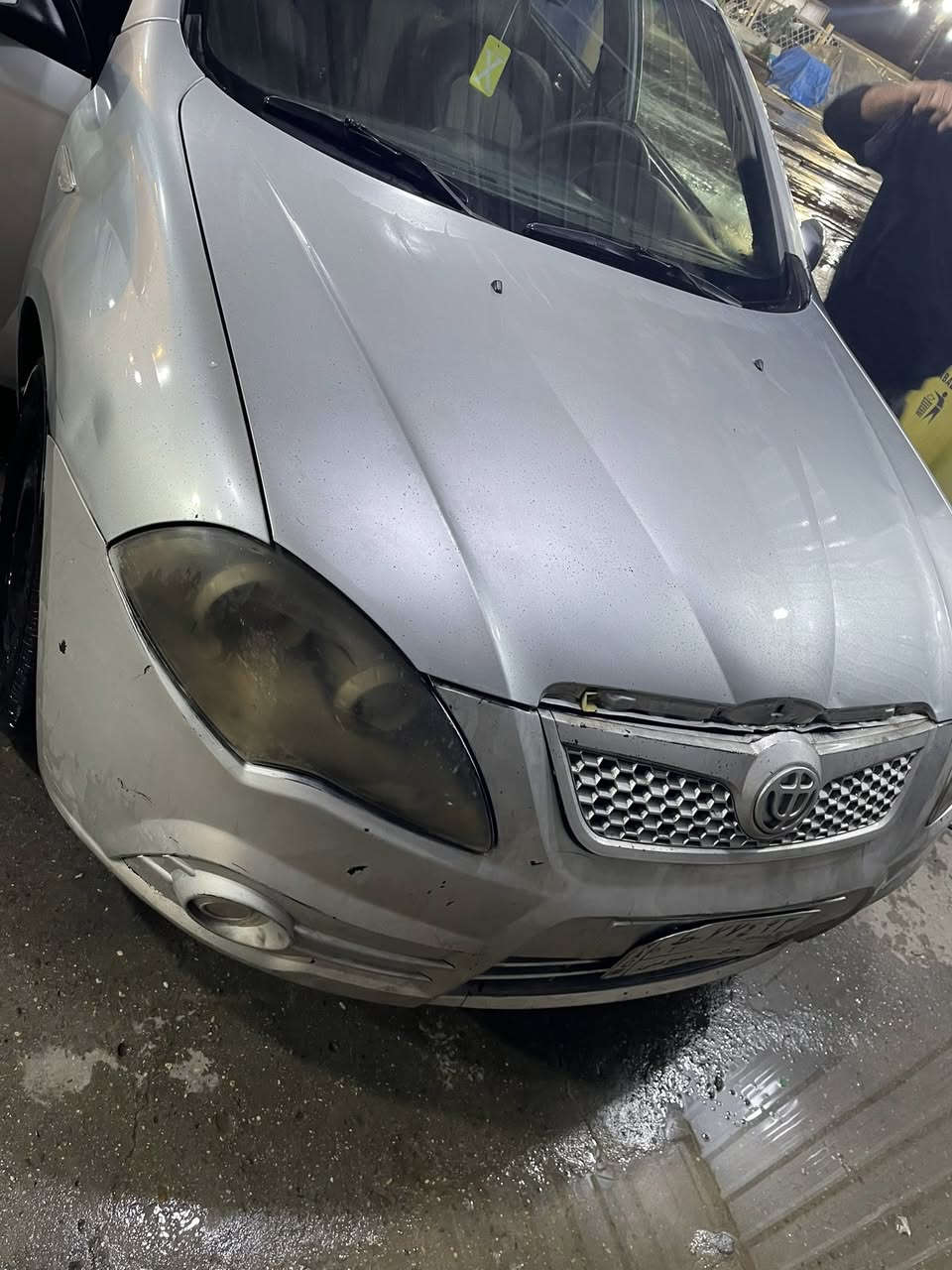 السلام عليكم سياره برلنس للبيع موديل 2014 نواقص بسيطه راعيها متوفي أثر حادث وقسام شرعي موجود اواجهك ويا الام والاب على قيد الحياة 

السعر 40 
رقم بغداد 

للتواصل ***********
