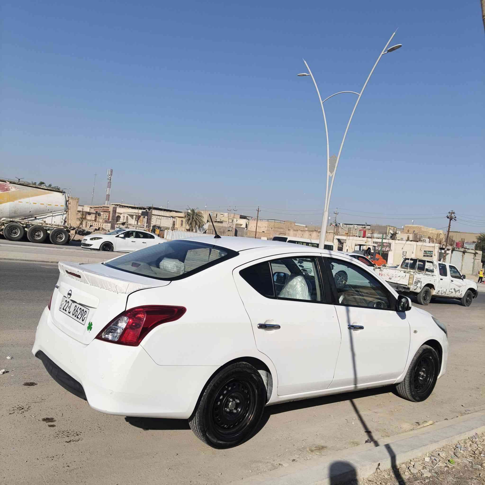 سلام عليكم نيسان سني للبيع هندي مديل 2022 بيه  بارد صبعين بل جاملغ الخلفي ولباقي كفاله حداديه تخم تاير تبريد كير مكينه كله مكفول مكان 📍بصره الزبير‏ السعر 113 ‪***********‬‏
