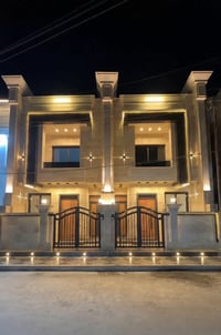 اتون لبيع بناء حديث   يعني زيرو مساحة (100).خارجيه لاطباء حي جهاد  يحت...