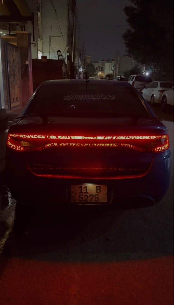 السلام عليكم دوج دارت. موديل 2015 مكينة 2000 كير مكينة جدد صدر. جديد نضافة الصدر 100/100  دهن كير جديد السيارة جاهزة من الدعامية للدعامية الف متصرف علية  السيارة سعرها 88 وبيها مجال  حك الجية
 ملاحضة رقم مميز *********** بغداد, العراق
