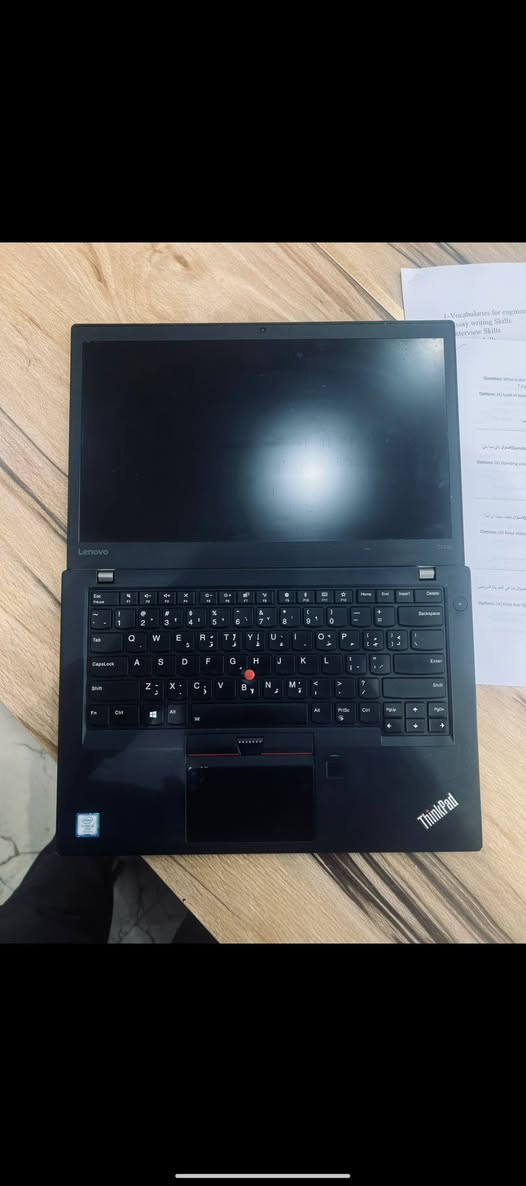 للبيع 
لينوفو T470 s 
خاصه بيه طالب هندسة 
معالج CORE i5 الجيل السابع فئة v pro مع كارت شاشه مدمج 
رام 16 GB 
هارد 1T حقيقي حقيقي حقيقي 
دبل بطاريه حقيقي 
شاشه فتح مسطحه 180 درجه 
شاشه لمس خمس اصابع 
توني مبدل المعجون الحراري ومبرمج المعالج انو يشتغل باعله طاقته يعني انسه التكطيع اني طالب هندسه واستخدم عليه البرامج الهندسه من ماتلاب واوتو كاد 2021 
واوفيس 2019 نضيفه مجرد شخوط بسيطه 
السعر 800 الف وبيها مجال للطيبين 
***********

