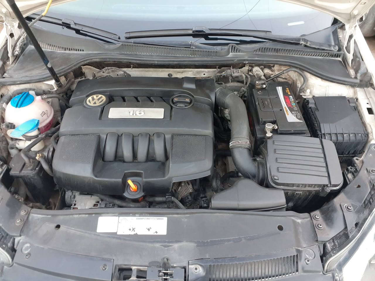 من رخصت اصحاب الاكروب
كولف ١٢ خليجي ١٦٠٠
فول عدا البصمه ماشيه ١٥٨ كير محرك تبريد مكفول تايرات ٨٠ بل المية بيه جم قطعه بارد 
ابكد الشبر اشخوط اباب الصدر وبارد بل الجاملغ وطعجة بل الدوسة مال السايق اثر الجك
السعر ٩٠ ورقة وبيه مجال شي بصيط
العنوان بغداد حي القاهرة تليفون *********** بيه وتساب
