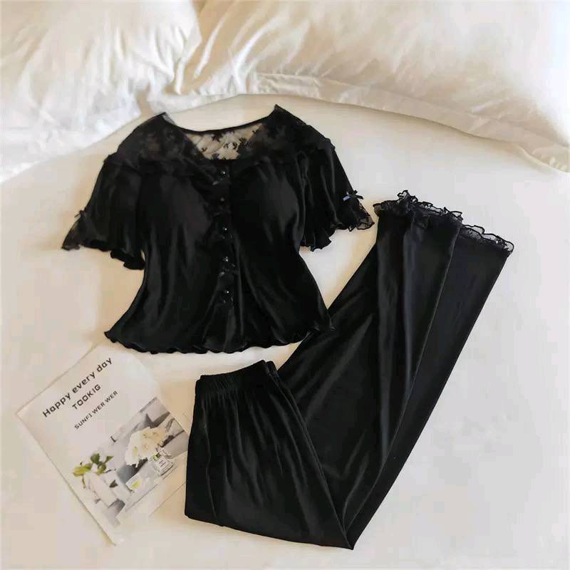 L-XL-XxL
تراك قطعتين يجنن خامه فانيلا زبده 💞

السعر 25 ألف