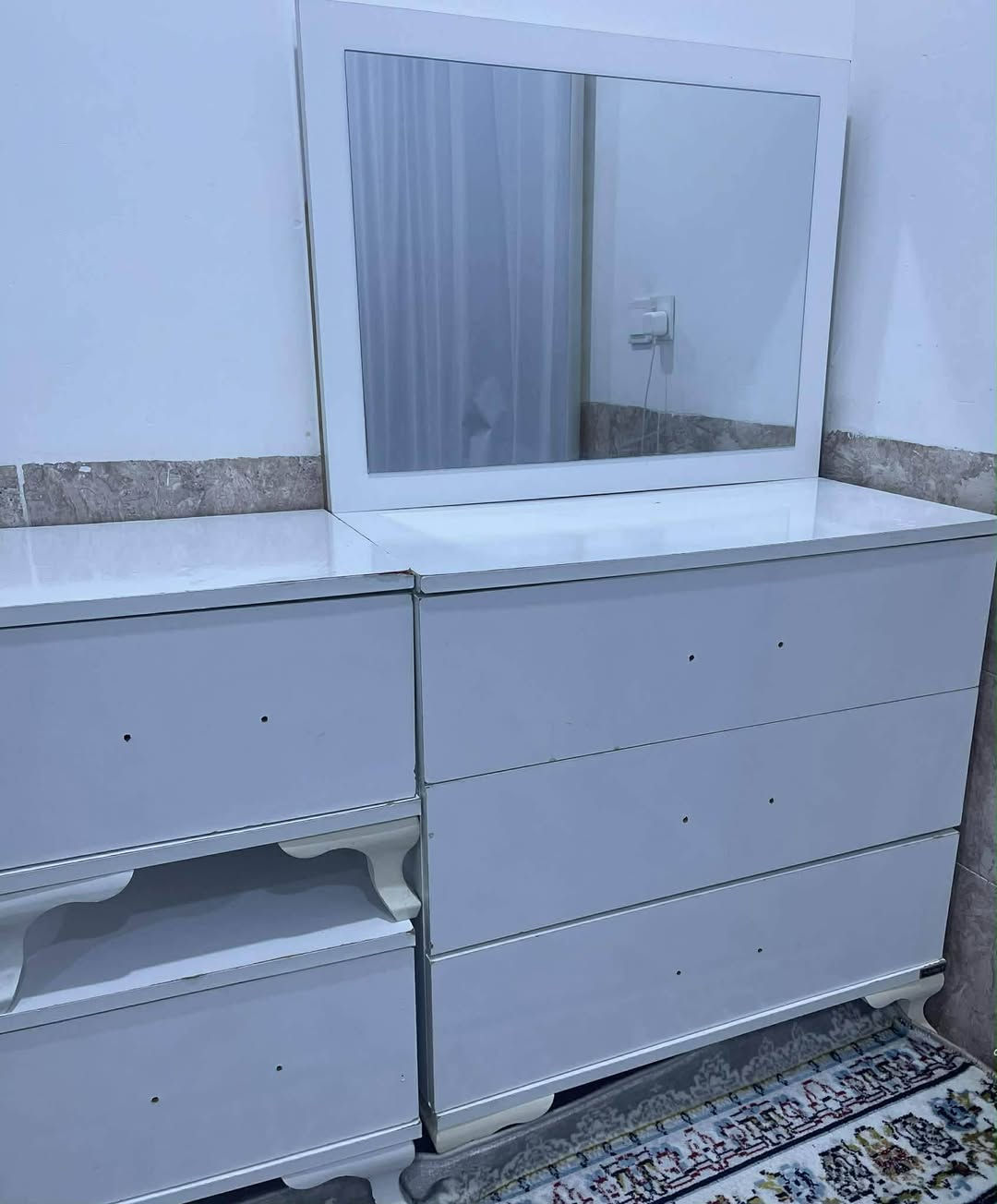 تاقمی نوستن پاک و بێ عەیب
 دەسکەکانی هەموی ماوە 
خۆی کردویەتیەوە سیسەمەکەی هەلوەشاندوە
دۆشەکی لە گەلدانیە ١٥٠هەزار سەنگەسەر


**إذا كنت صاحب هذا الإعلان وتريد حذفه لأي سبب، رجاءا أرسل رسالة إلى الدعم الفني**