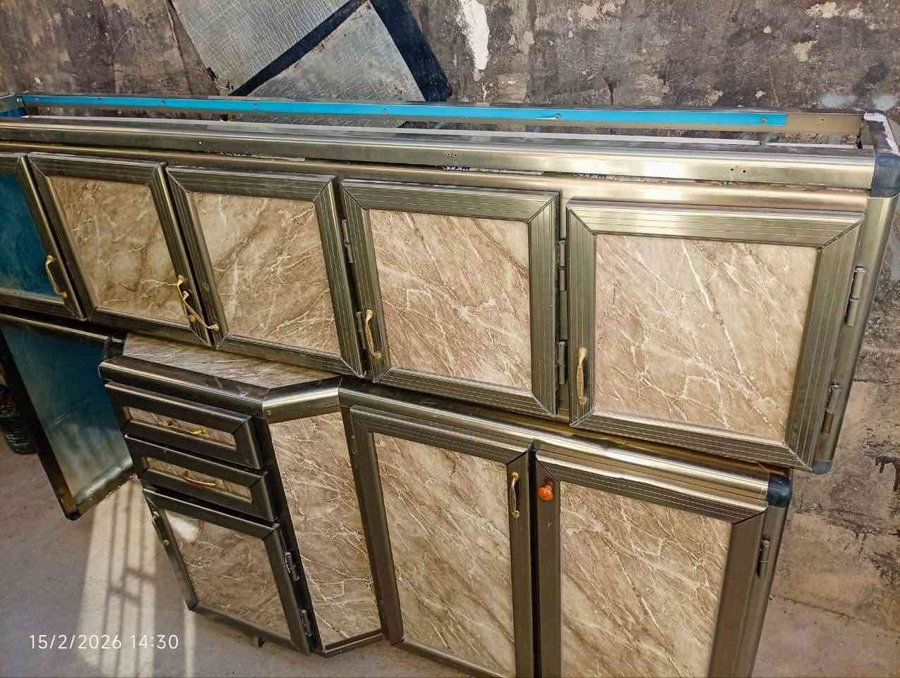 كونتر المنيوم متردين والسنك متر
السعر 225 اي عيب مابيه نضافه فول
للاتصال  ***********
