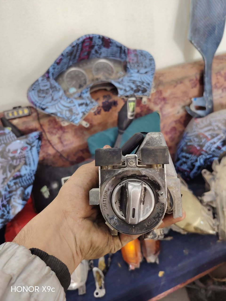 غراض صفر ١٠ تفصيخ شتريد موجود ***********
