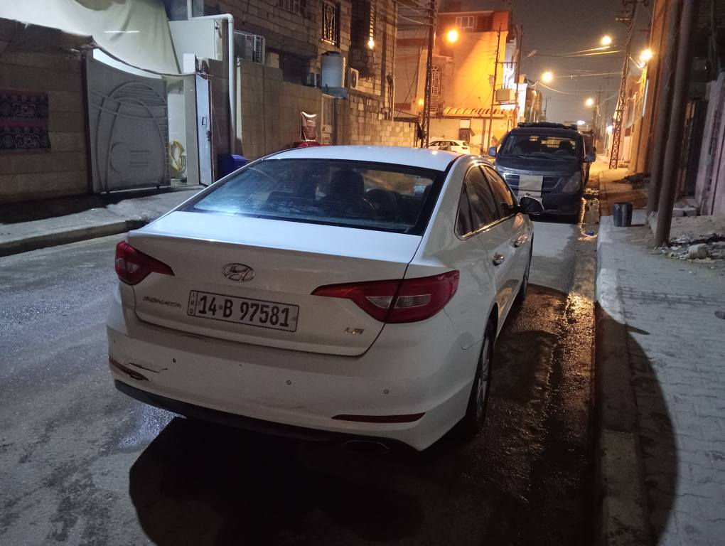 سوناتا 2017للبيع رقم بصره محرك 2000 
للستفسار اتصل *********** البصرة, العراق
