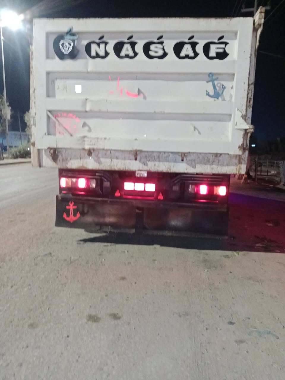 سلام عليكم .للبيع سكانيا محرك 500 كيركوبره باج شاصي ابلاد سنويه قلاب رقم بغداد  الاستفسار ***********
