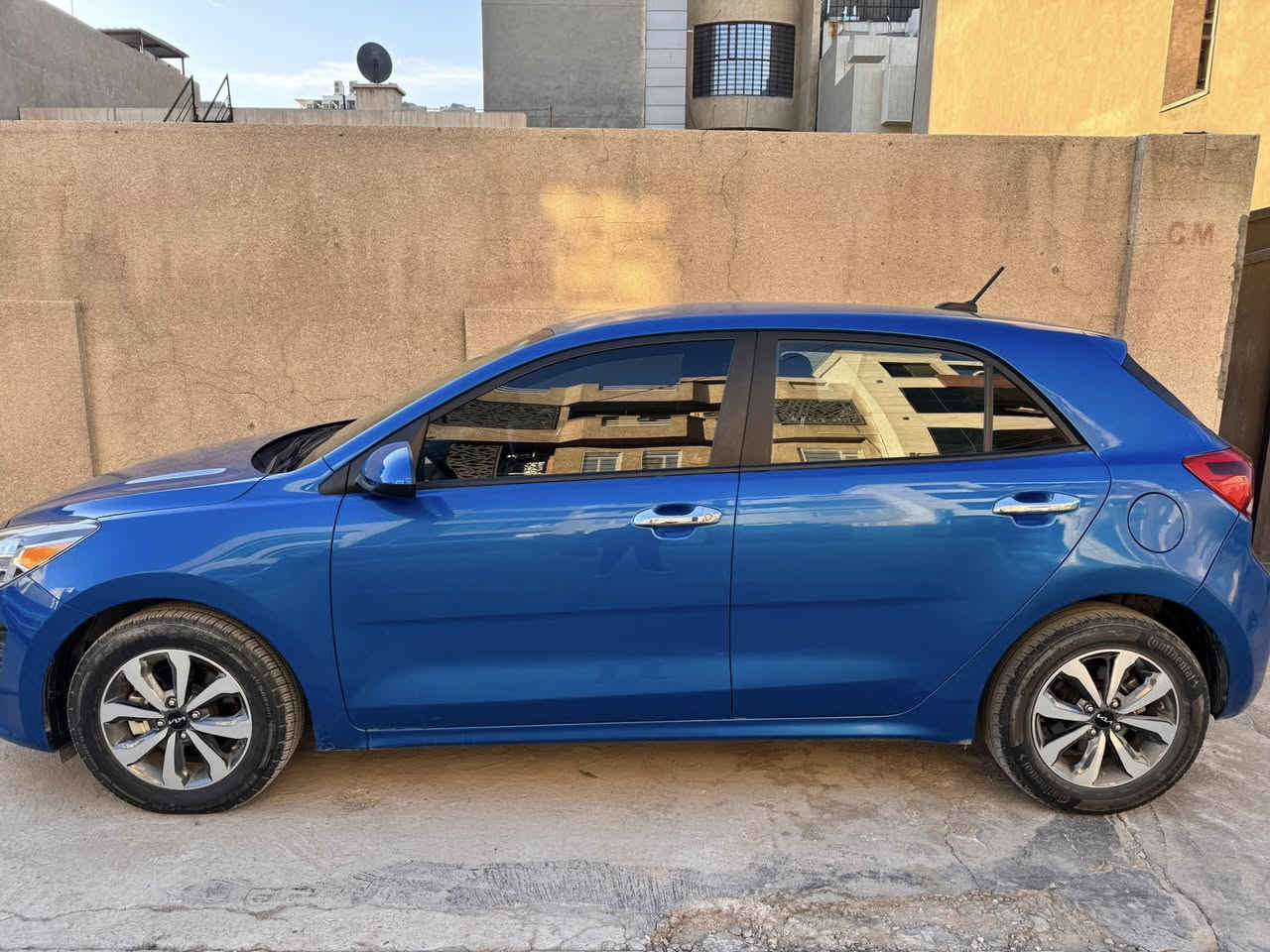 كيا ريو 2023
رادار امامي 
حساس امامي خلفي 
شاشه كار بلي 
تحديد مسار 
تحكم ذاتي 
بجم كبس 
حادثه فقط جاملغ خلفي 
السعر 133وبيه مجال


**إذا كنت صاحب هذا الإعلان وتريد حذفه لأي سبب، رجاءا أرسل رسالة إلى الدعم الفني**