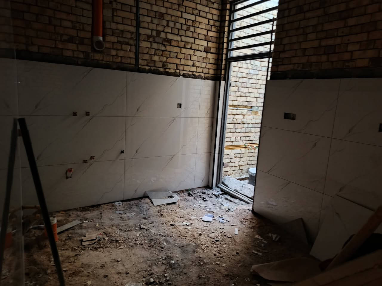 خلفه سيراميك شغل ايراني تتريس درجه اولى ***********
