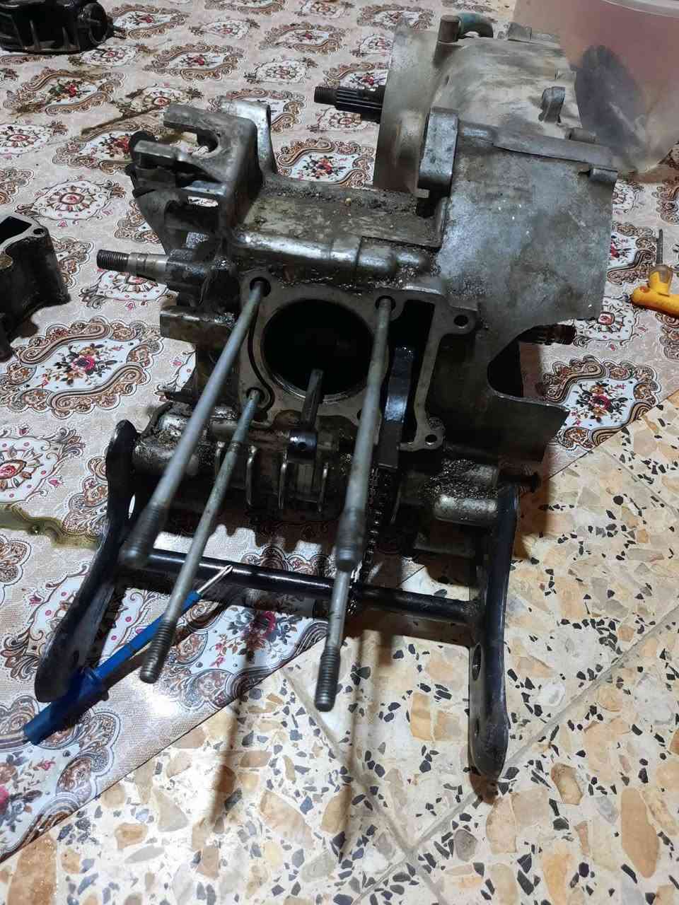 سلام عليكم غراض ماكس للبيع مكينه +شيال + كرنك +زنجيل + اكسل كله مابيه شي
و كور مابيه شي بس  يرادله قلاوز
*********** مراسله واتس فقط
