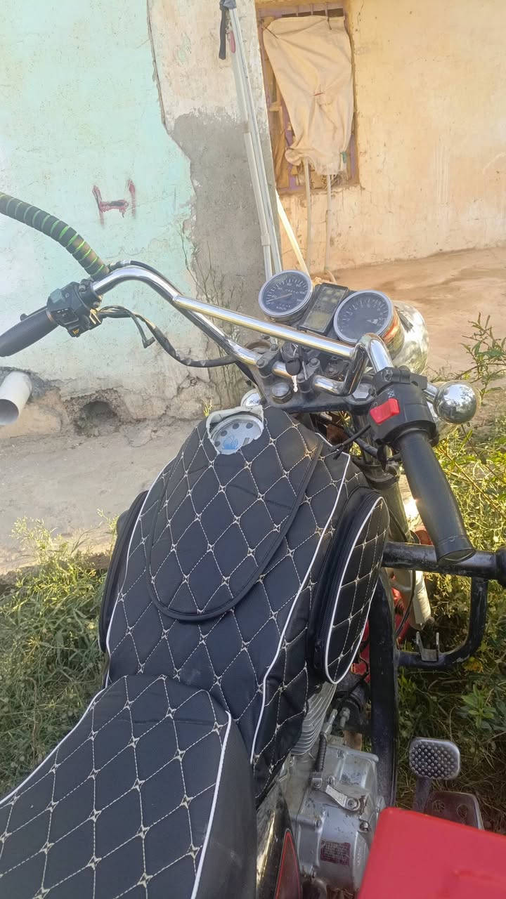 سلام عليكم ستوته فحل شاخوان
موديل ٢١ للبيع محرك ركبه كاردن أكسل شاصي كهربائيات 
سلف باتري هندر كلها شرط الستوته بيها منفيس 
الستوته مهموله يعوزها ترتيب 
ستوته مال بيت مال شغل شوفت عينكم 

بس عندي ضرف وأريد ابيع 
سعرها مليون وربع 
إلي يريدها يخابرني 
خاص ما جاوب مكاني صلاح الدين بيجي المزرعه 

المو شراي لا يعلق 
***********
