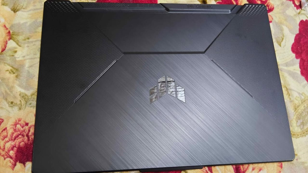 Laptop asus tuf gaming 
Cpu amd r5 4600h
Gpu gtx 1650
Ram 8 3200mz
Ssd 512
Monete 144 hz ips بغداد, العراق


**إذا كنت صاحب هذا الإعلان وتريد حذفه لأي سبب، رجاءا أرسل رسالة إلى الدعم الفني**