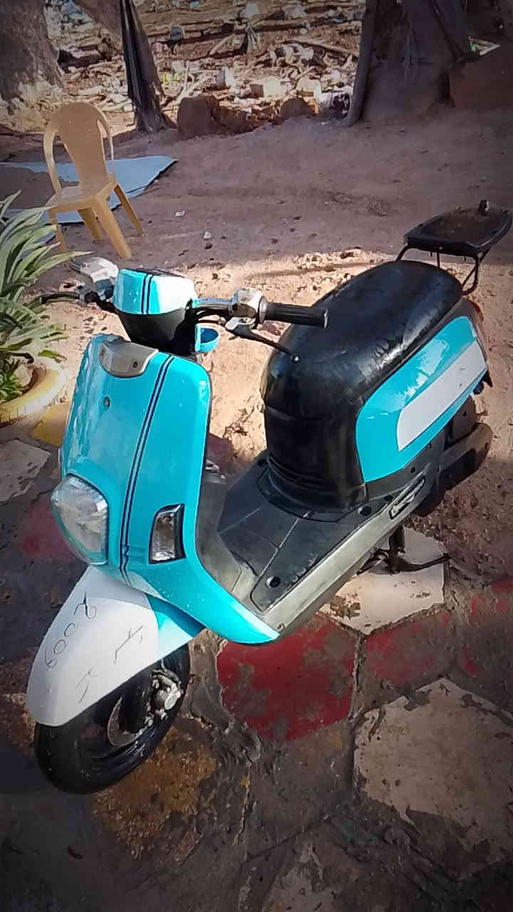 السلام عليكم دراجه بليس نوزل  للبيع مكاني نجف كوفه السعر 800 وبيه مجال هاذا رقمي ***********
